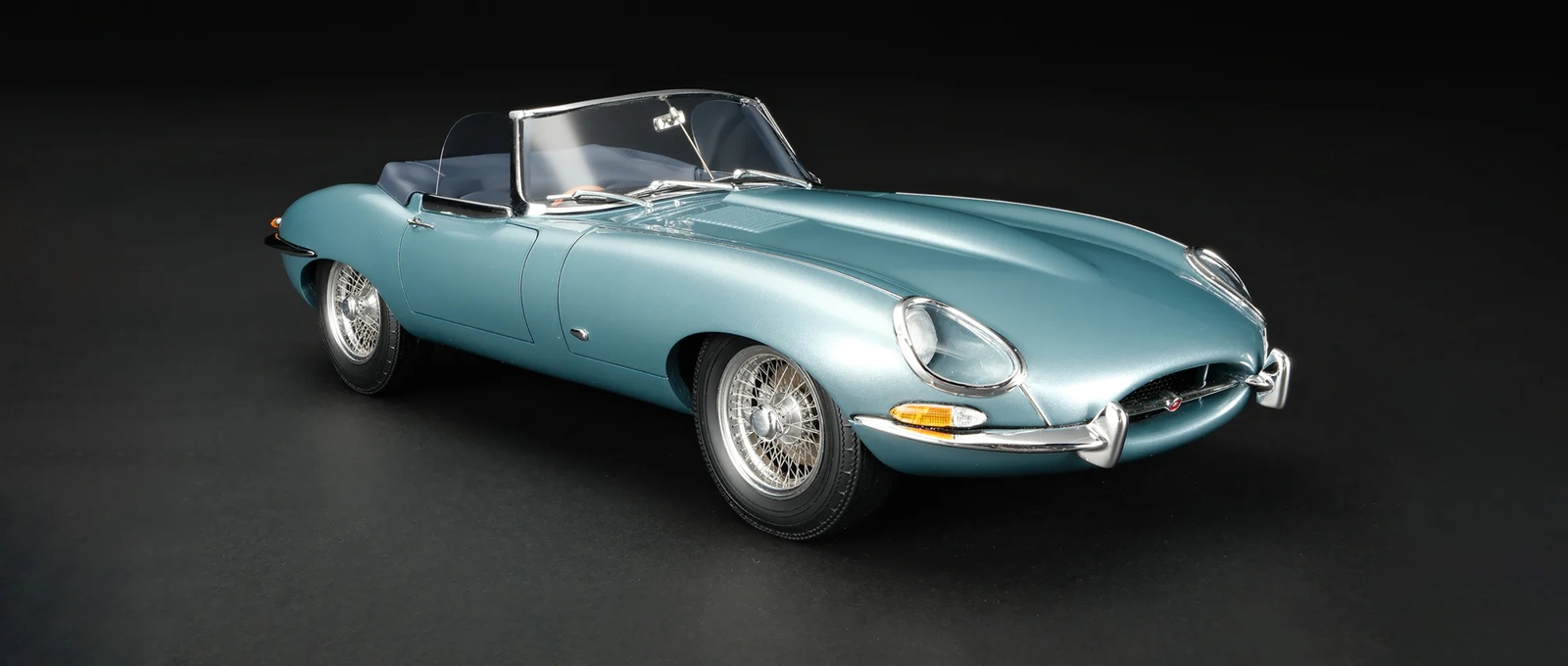 ジャガーEタイプ画像