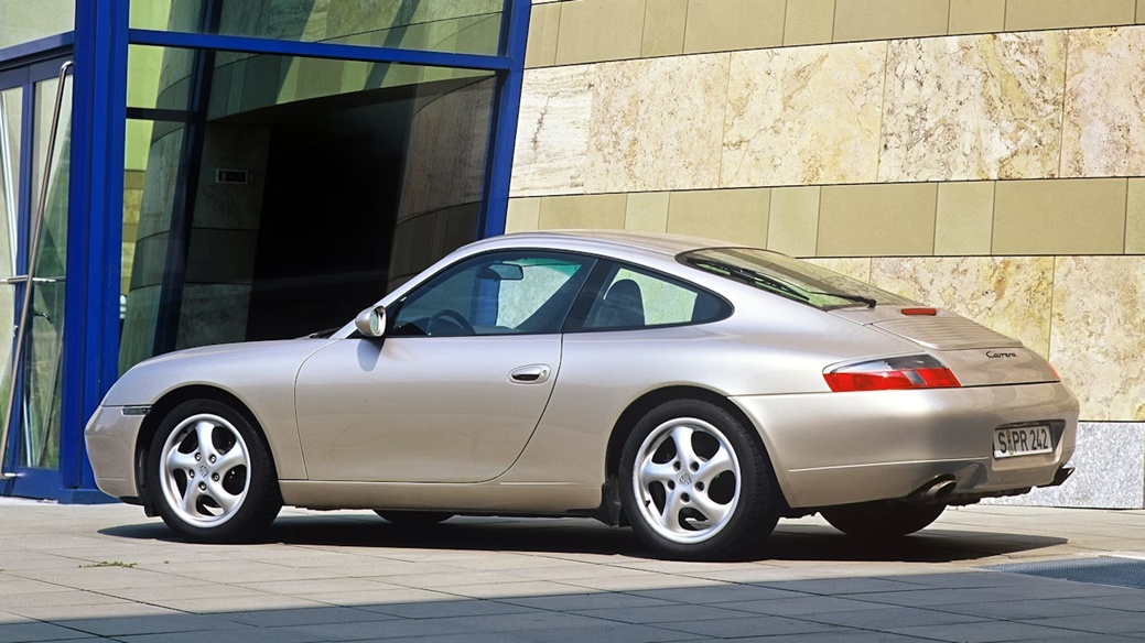 ポルシェ 996 公式画像